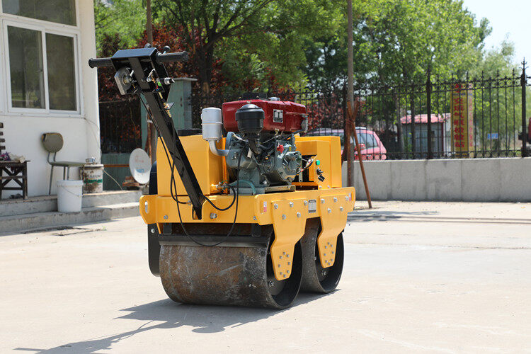 為什么小型壓路機會漏油？該如何解決？